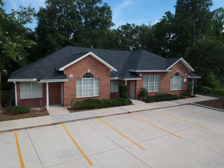 8833 Perimeter Park Blvd, Jacksonville, FL à vendre - Photo de l’immeuble – Image 1 sur 15