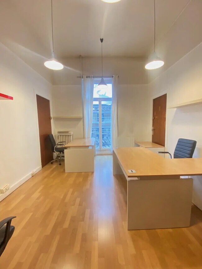 Plus de détails pour Bureau à louer