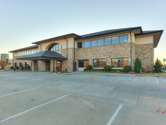 Plus de détails pour 3101 W Tecumseh Rd, Norman, OK - Bureau à louer