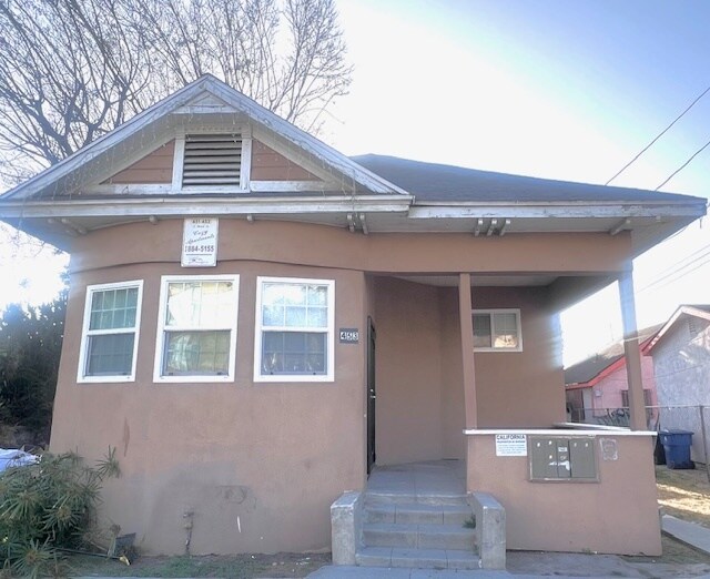 451 S Breed St, Los Angeles, CA à vendre - Photo principale – Image 1 sur 18