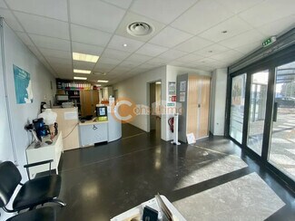 Plus de détails pour 156 Avenue Du Général De Gaulle, Libourne - Local commercial à louer