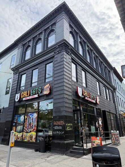 845 Broadway, Brooklyn, NY à louer - Photo de l’immeuble – Image 1 sur 16