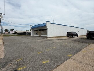Plus de détails pour 408 Aberdeen Rd, Hampton, VA - Local d'activités à louer