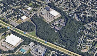 Plus de détails pour 1890 Plainfield Pike, Cranston, RI - Terrain à vendre