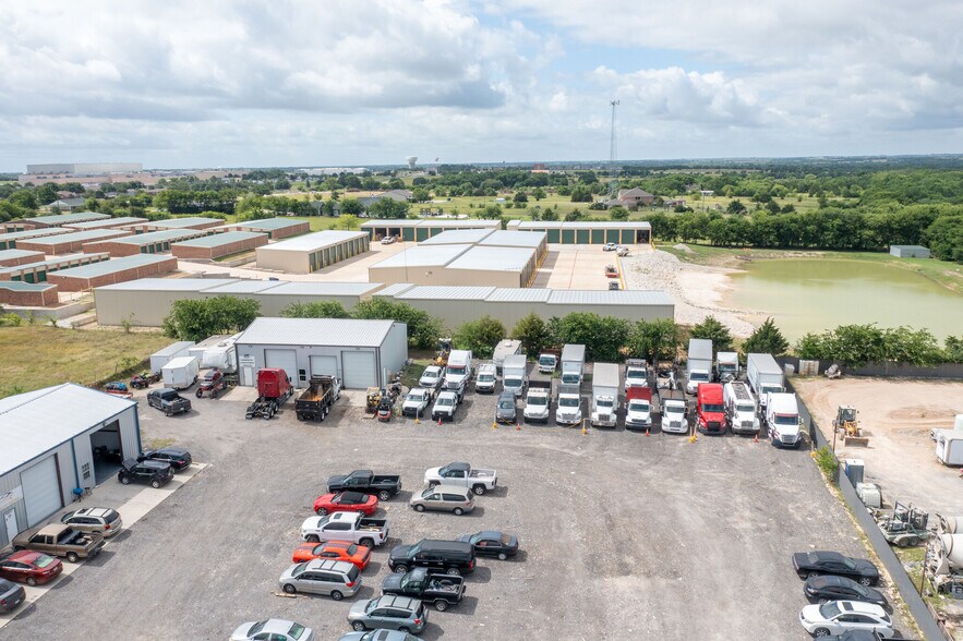 2075 Marshall Rd, Waxahachie, TX à vendre - Photo de l’immeuble – Image 3 sur 8