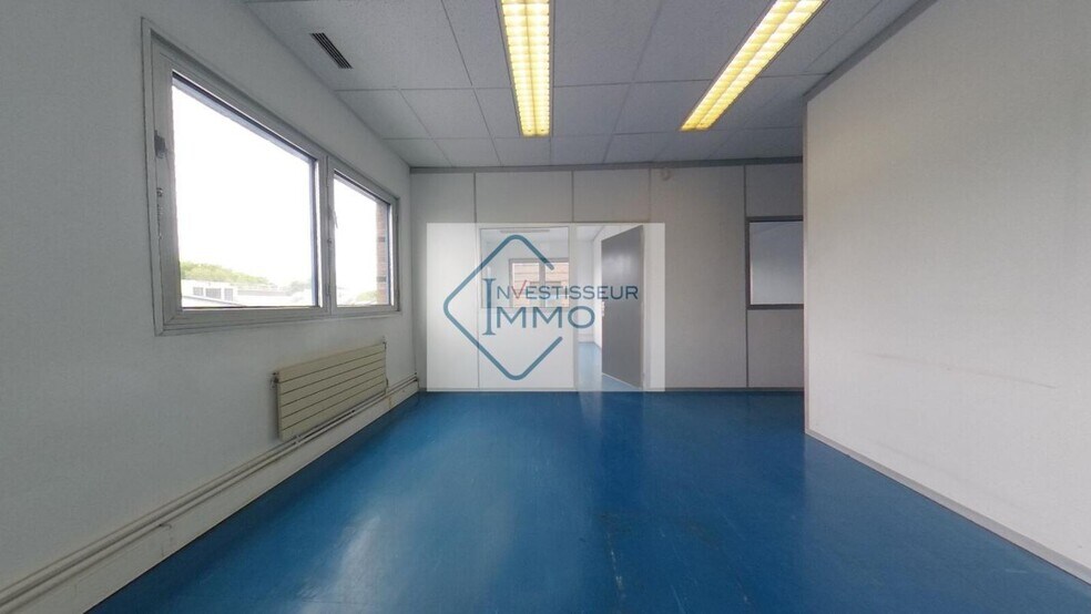 Bureau dans Villiers-sur-Marne à vendre - Photo intérieure – Image 2 sur 9