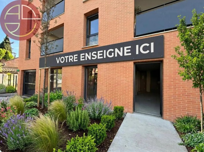 Plus de détails pour Bureau à vendre