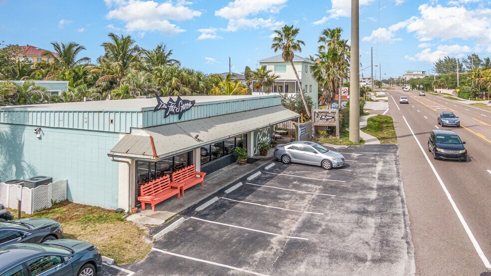 2464 S Atlantic Ave, Cocoa Beach, FL à vendre - Aérien – Image 3 sur 27