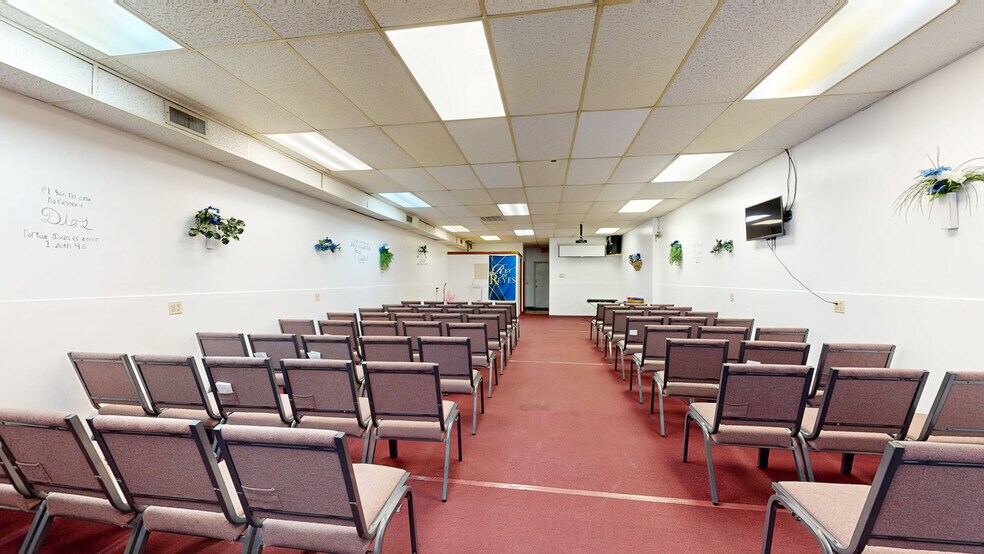100-110 Light Rd, Oswego, IL à vendre - Numérisation 3D Matterport – Image 3 sur 22
