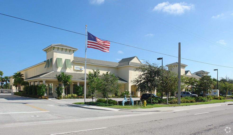 401 Northlake Blvd, North Palm Beach, FL à louer - Photo principale – Image 1 sur 6