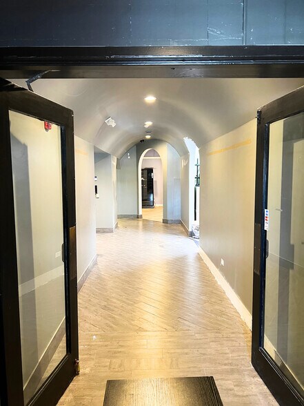 35 N Water St, Batavia, IL à vendre - Photo intérieure – Image 3 sur 7
