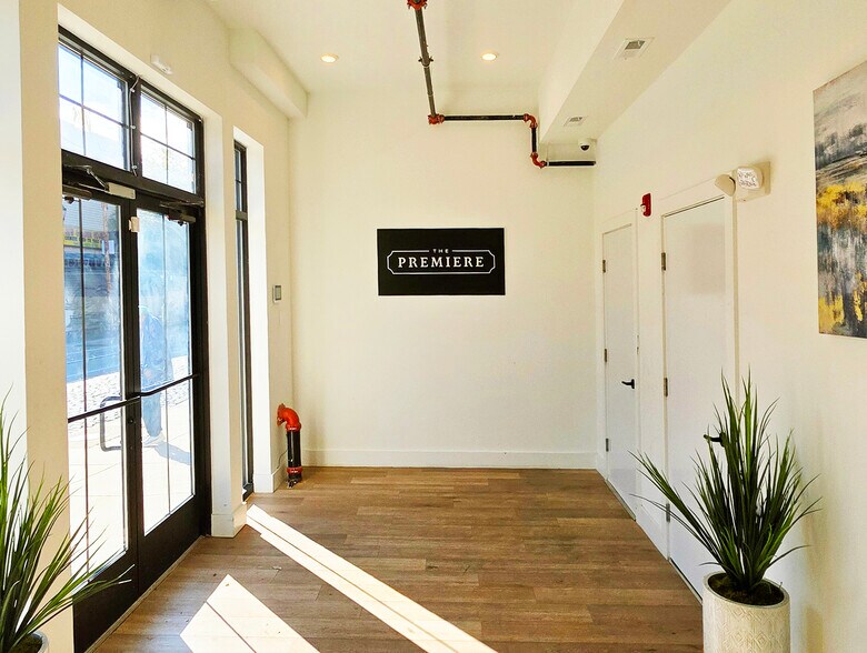 5900 Germantown Ave, Philadelphia, PA à louer - Photo de l’immeuble – Image 2 sur 11