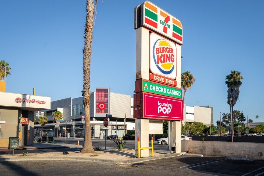 5609-5615 Sunset Blvd, Los Angeles, CA à louer - Photo de l’immeuble – Image 2 sur 3