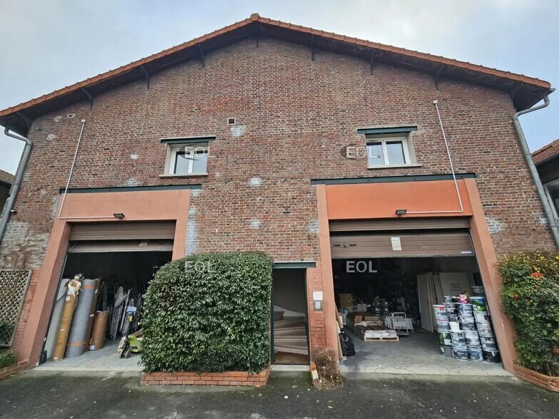 Local d’activités dans Alfortville à louer - Photo de l’immeuble – Image 1 sur 12