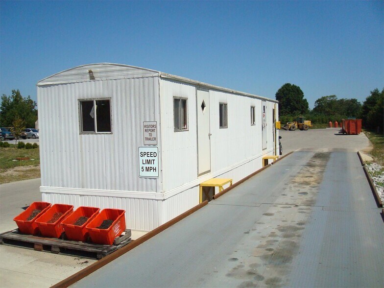 3830 E US Highway 40, Clayton, IN à vendre - Photo de l’immeuble – Image 3 sur 3
