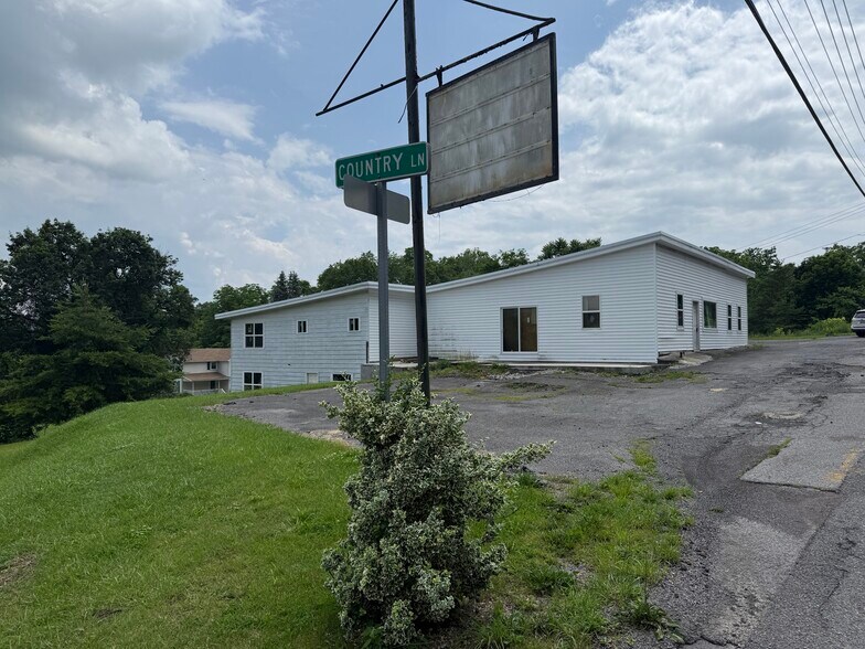 13100 Bedford Rd NE, Cumberland, MD à louer - Photo de l’immeuble – Image 2 sur 21