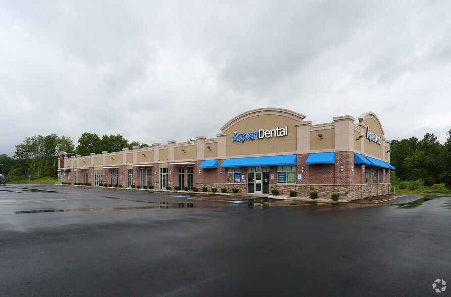 5001 State Highway 23, Oneonta, NY à louer - Photo principale – Image 1 sur 6