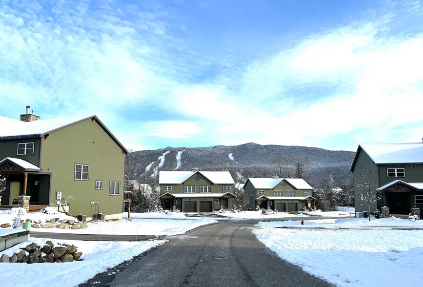 20 Pine Bluff Trce, Lincoln, NH à vendre - Photo de l’immeuble – Image 2 sur 15