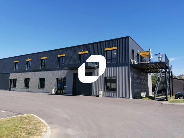 Bureau dans Neuville-sur-Saône à louer - Photo de l’immeuble – Image 1 sur 11