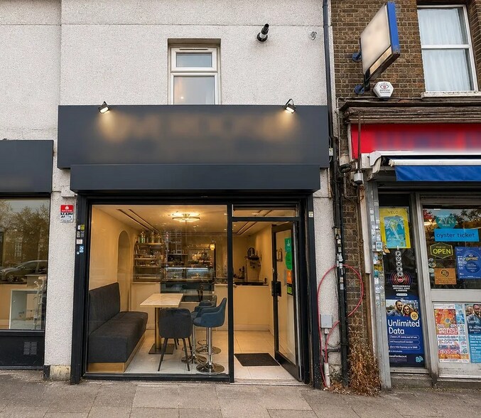 1-1B High St, Uxbridge à louer - Photo de l’immeuble – Image 1 sur 1