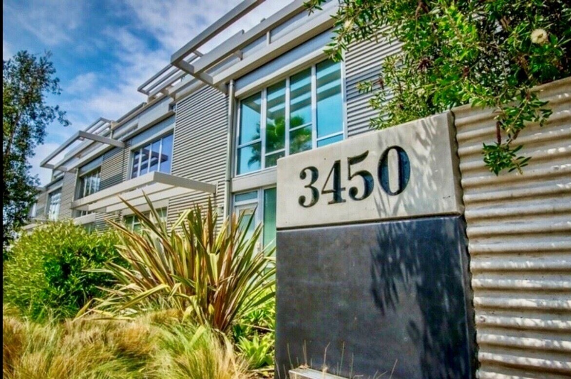 3450 Cahuenga Blvd W, Los Angeles, CA à vendre Photo principale– Image 1 sur 19