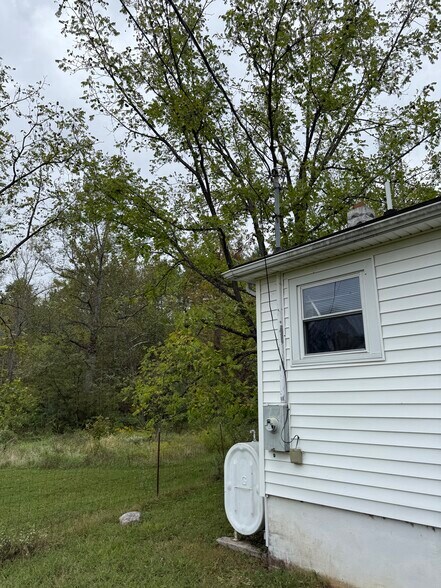 121 Church rd, Clifton Forge, VA à vendre - Photo de l’immeuble – Image 2 sur 5