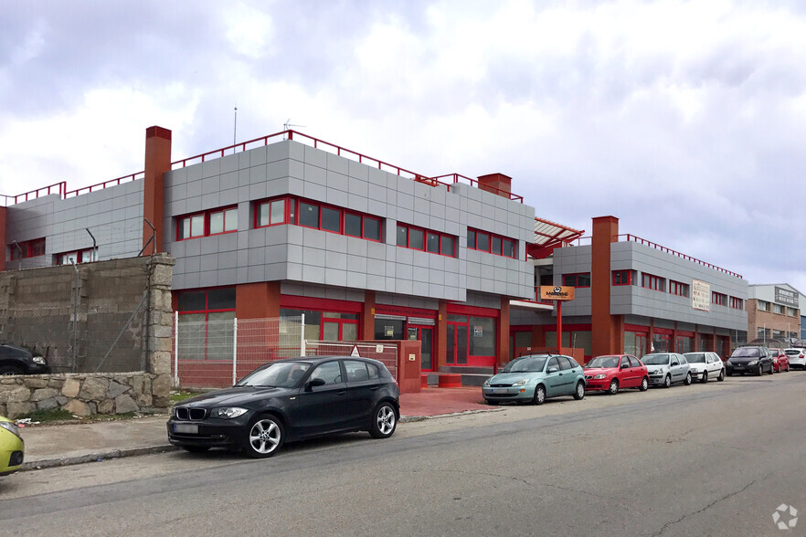 Calle de la Puerta de Abajo, 11, Alpedrete, Madrid à vendre - Photo de l’immeuble – Image 2 sur 6