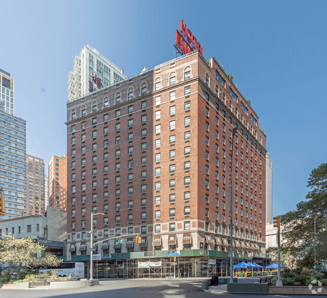 44 W 63rd St, New York, NY à louer - Photo principale – Image 1 sur 6