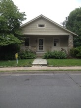 107 W Marshall St, Middleburg, VA à louer Photo de l’immeuble– Image 2 sur 2