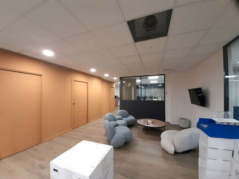 Bureau dans Nice à louer - Photo intérieure – Image 2 sur 12