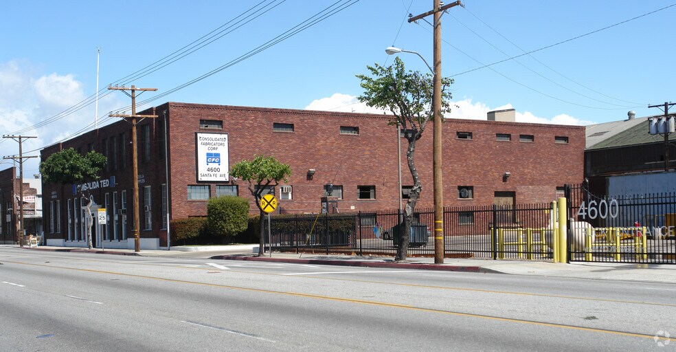 4600-4620 S Santa Fe Ave, Vernon, CA à vendre - Photo de l’immeuble – Image 3 sur 6