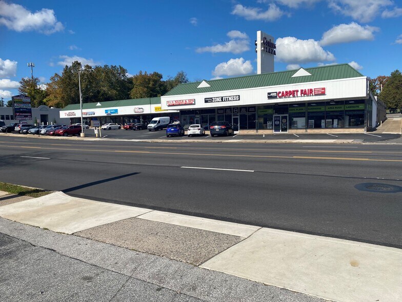 144-166 W Baltimore Pike, Springfield Township, PA à louer - Photo de l’immeuble – Image 1 sur 5