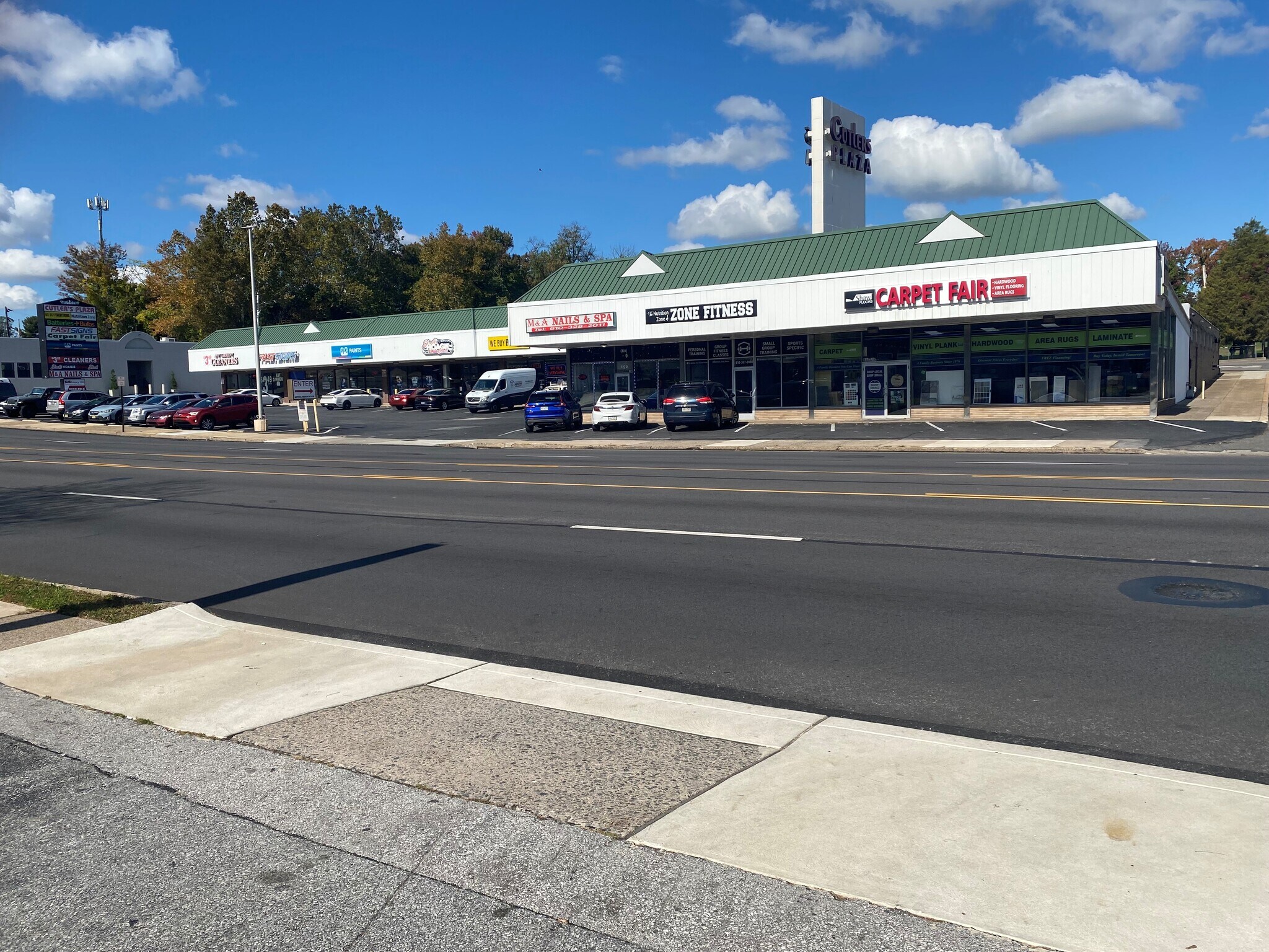 144-166 W Baltimore Pike, Springfield Township, PA à louer Photo de l’immeuble– Image 1 sur 6