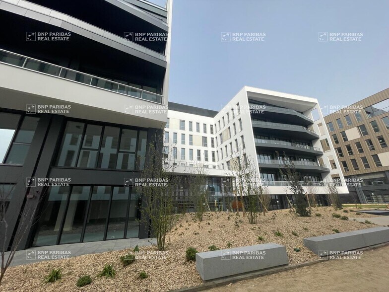 Bureau dans Cesson-Sévigné à vendre - Photo de l’immeuble – Image 1 sur 21