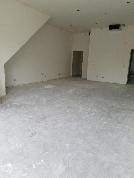 864 N Ashland Ave, Chicago, IL à vendre - Photo de l’immeuble – Image 2 sur 5