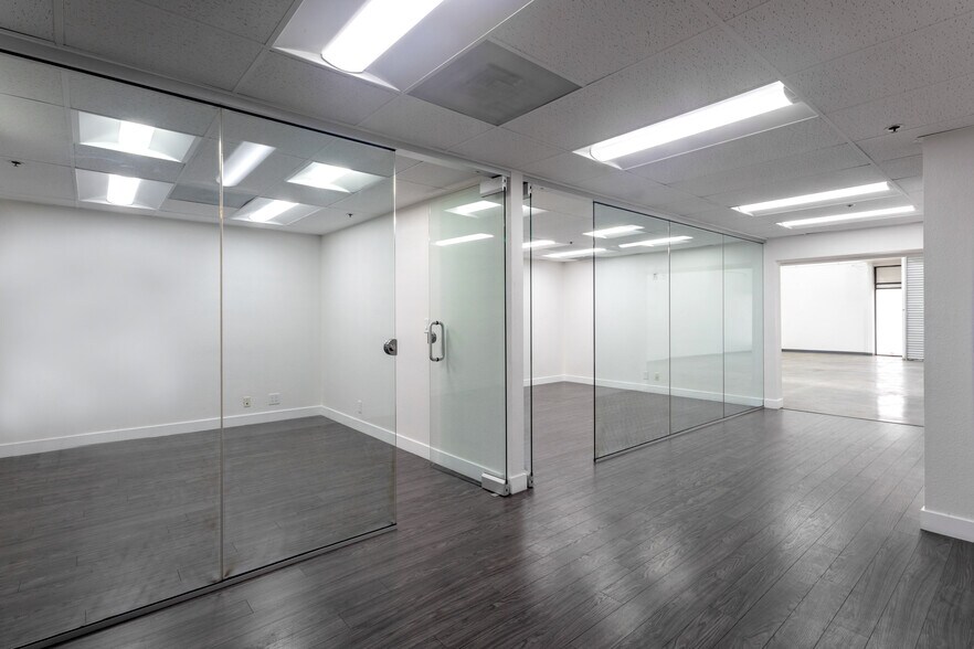 1580 Oakland Rd, San Jose, CA à louer - Numérisation 3D Matterport – Image 3 sur 10