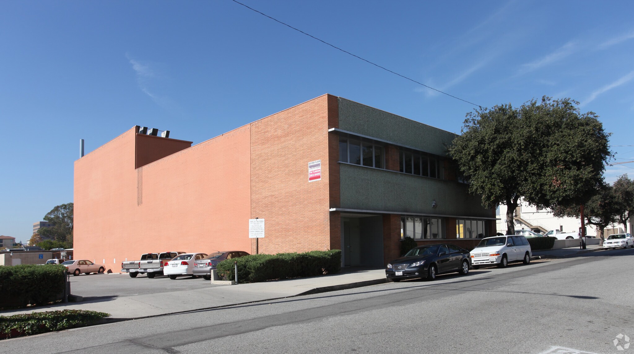 41 S Chester Ave, Pasadena, CA à louer Photo principale– Image 1 sur 14