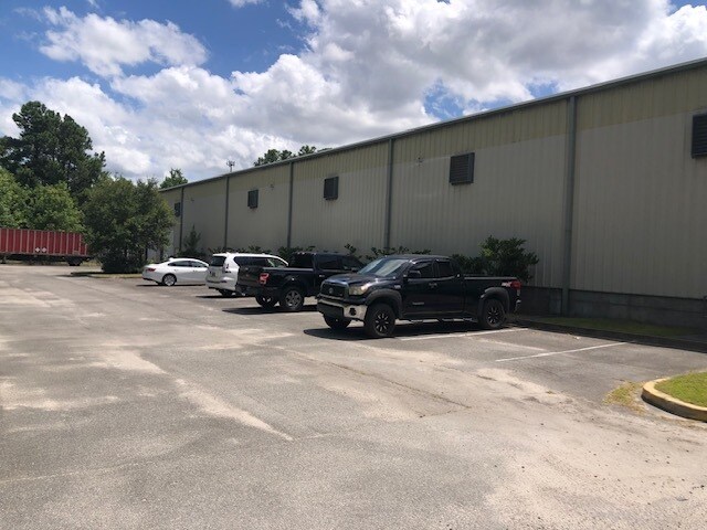 142 Nettles Industrial Blvd, Savannah, GA à louer - Photo de l’immeuble – Image 3 sur 6