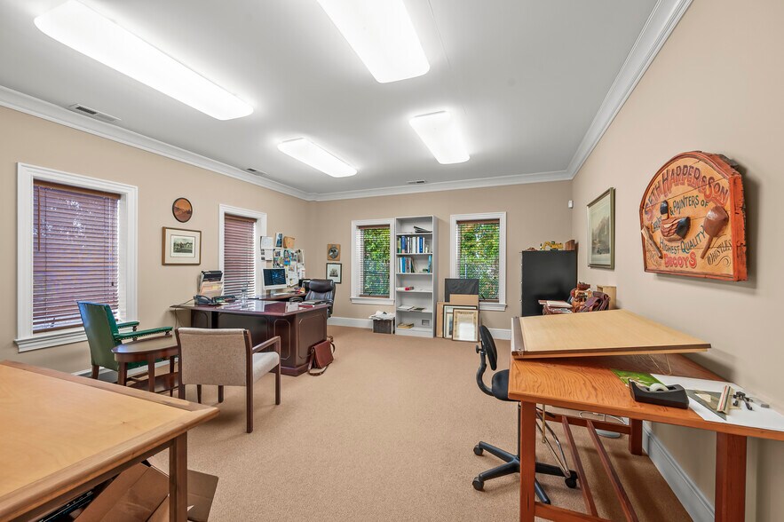 811 W 8th St, Winston-Salem, NC à vendre - Photo de l’immeuble – Image 2 sur 5