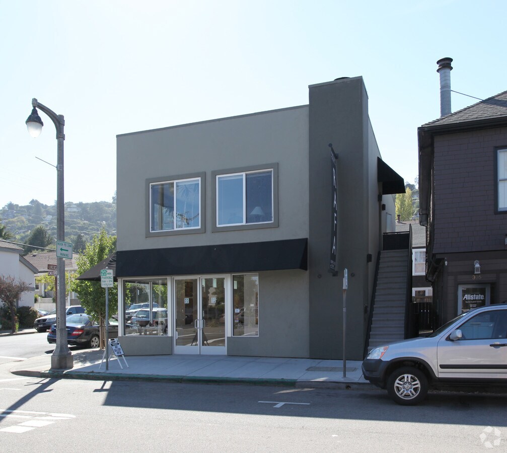View Photo