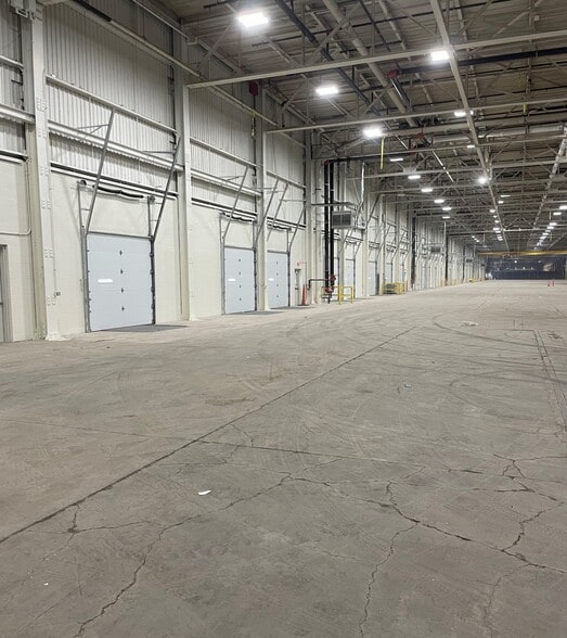 2200 Channahon Rd, Joliet, IL à louer - Photo intérieure – Image 2 sur 5