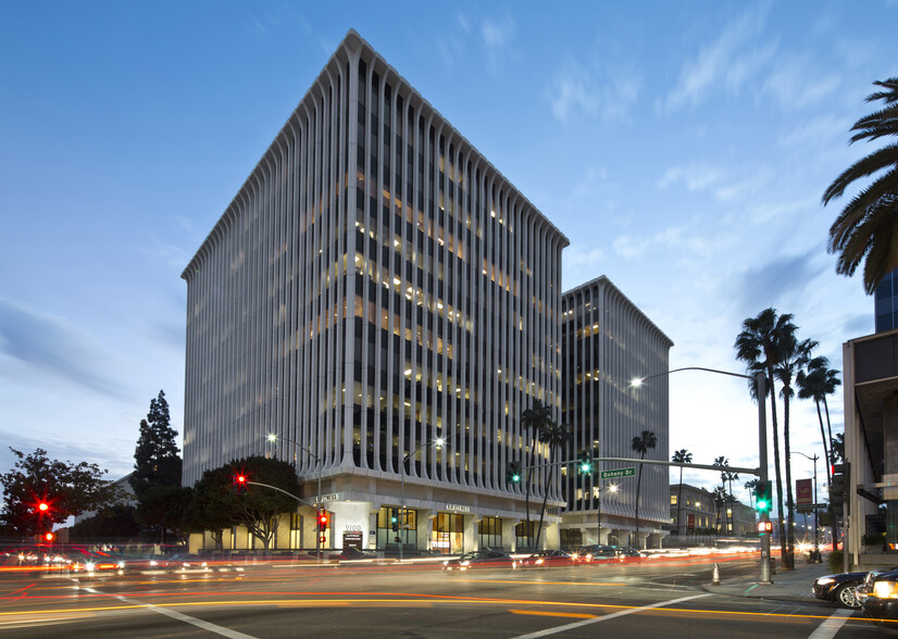 9100 Wilshire Blvd, Beverly Hills, CA à louer - Photo de l’immeuble – Image 3 sur 11