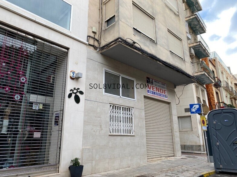Local commercial dans Orihuela à vendre - Photo de l’immeuble – Image 2 sur 7