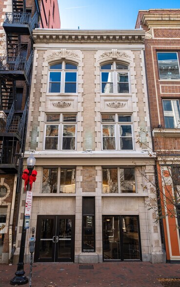 251 Granby St, Norfolk, VA à louer - Photo de l’immeuble – Image 1 sur 3
