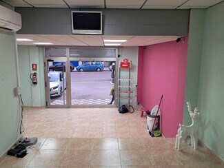 Plus de détails pour Local commercial à louer