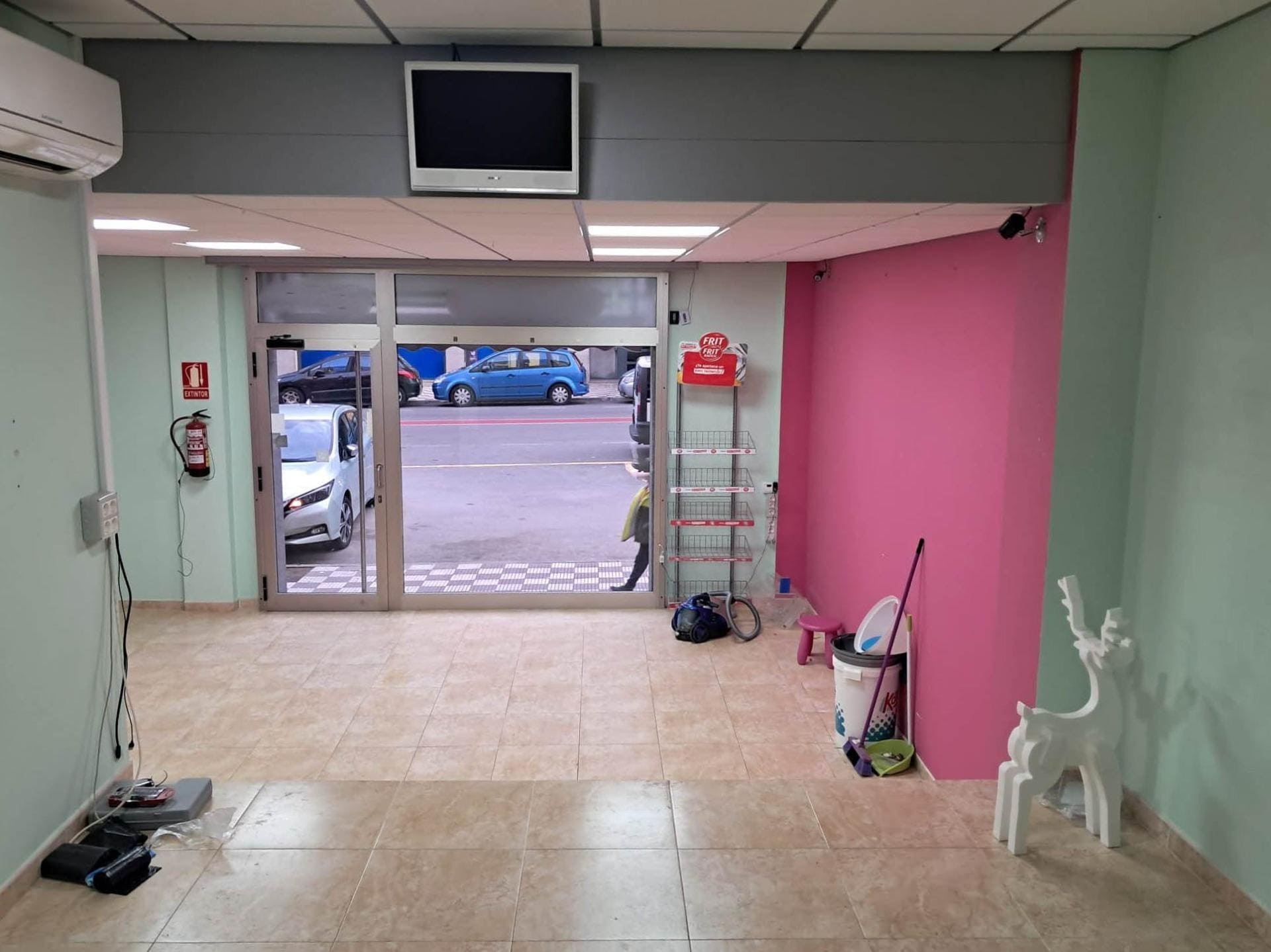 Local commercial dans Esparreguera, Barcelona à louer Photo intérieure– Image 1 sur 3