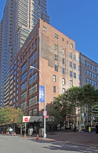 Plus de détails pour 523 E 72nd St, New York, NY - Local commercial à louer