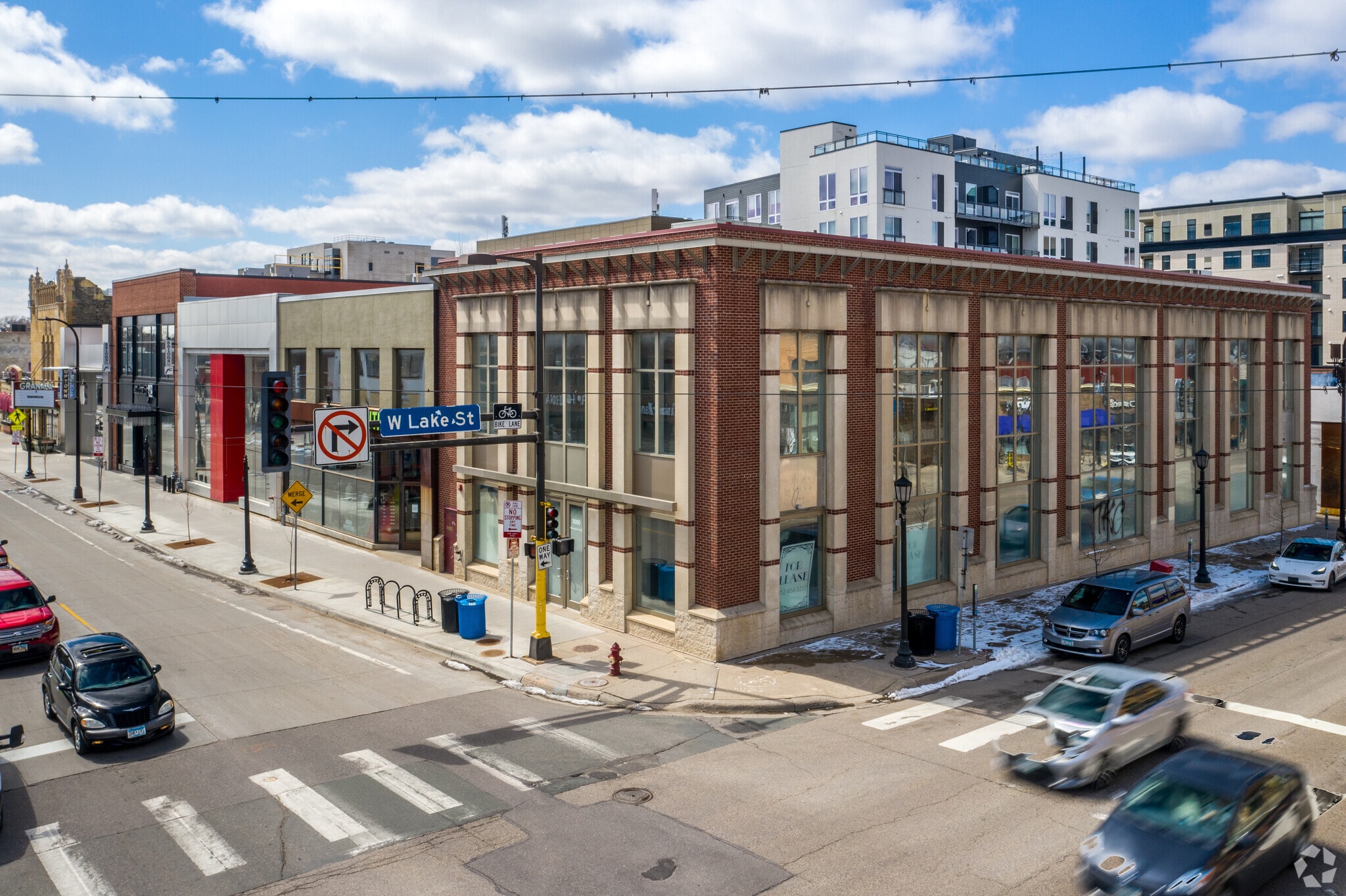 3000 Hennepin Ave, Minneapolis, MN à louer Photo principale– Image 1 sur 4