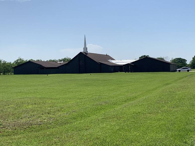 8203 John Martin Rd, Baytown, TX à louer - Photo principale – Image 1 sur 7