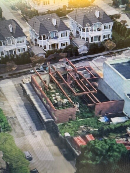 219 Fordham St, Bronx, NY à vendre - Photo de l’immeuble – Image 2 sur 3